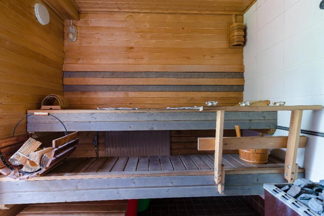 Poppelstrand Nuuksio, Pet friendly guest apartment Extérieur photo
