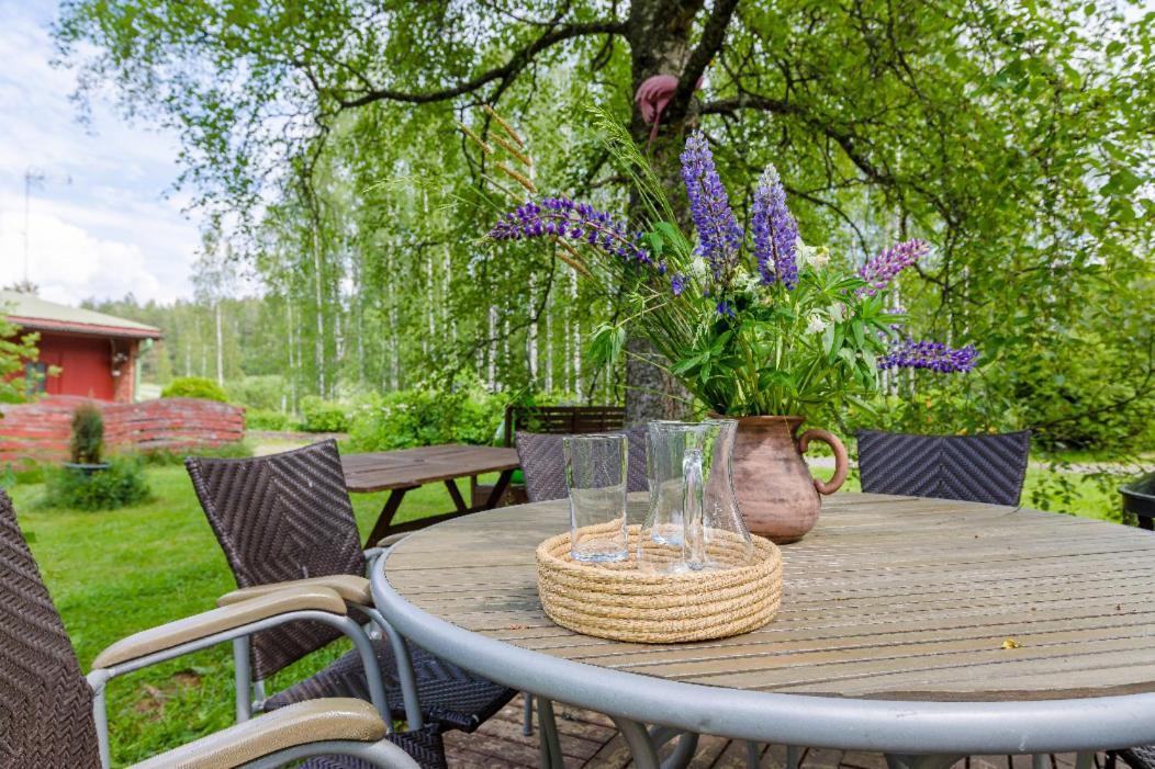 Poppelstrand Nuuksio, Pet friendly guest apartment Extérieur photo