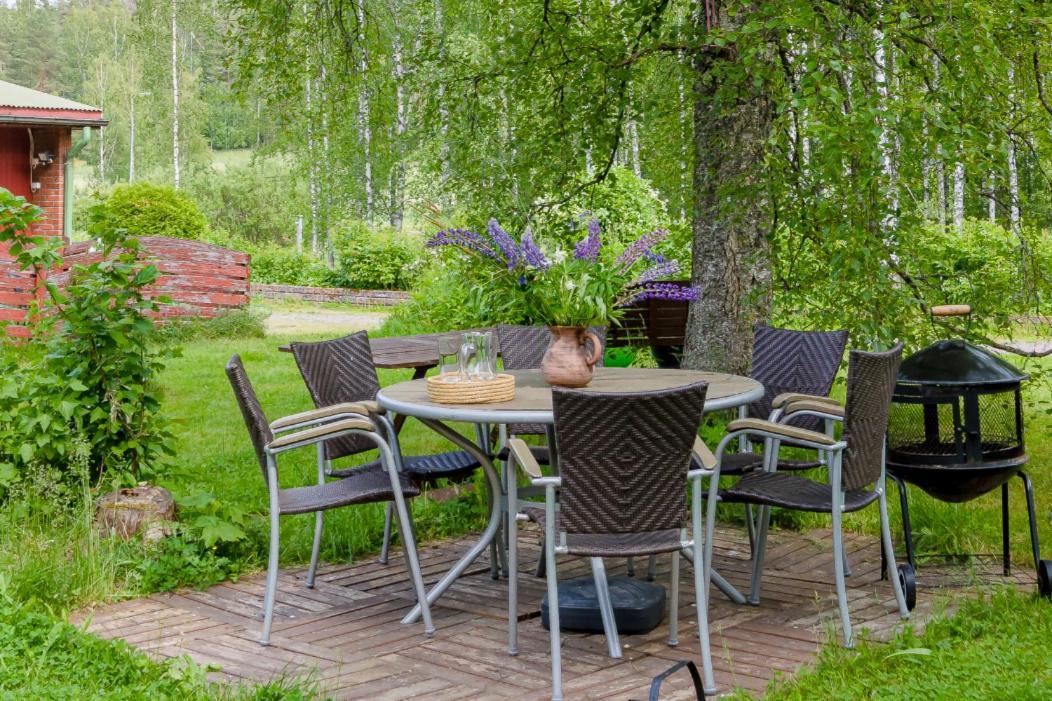 Poppelstrand Nuuksio, Pet friendly guest apartment Extérieur photo