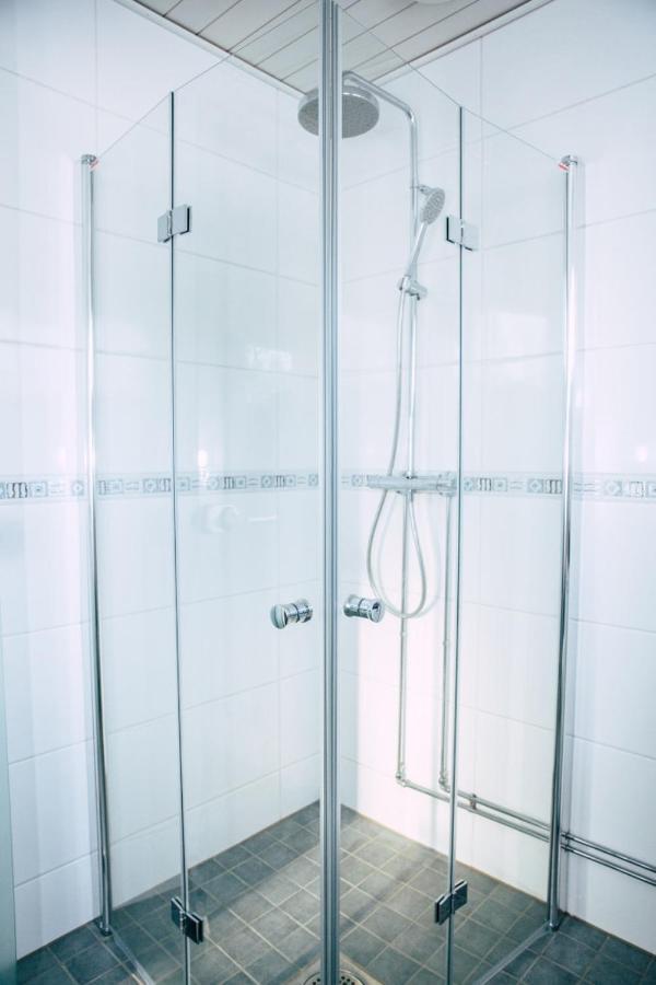 Poppelstrand Nuuksio, Pet friendly guest apartment Extérieur photo