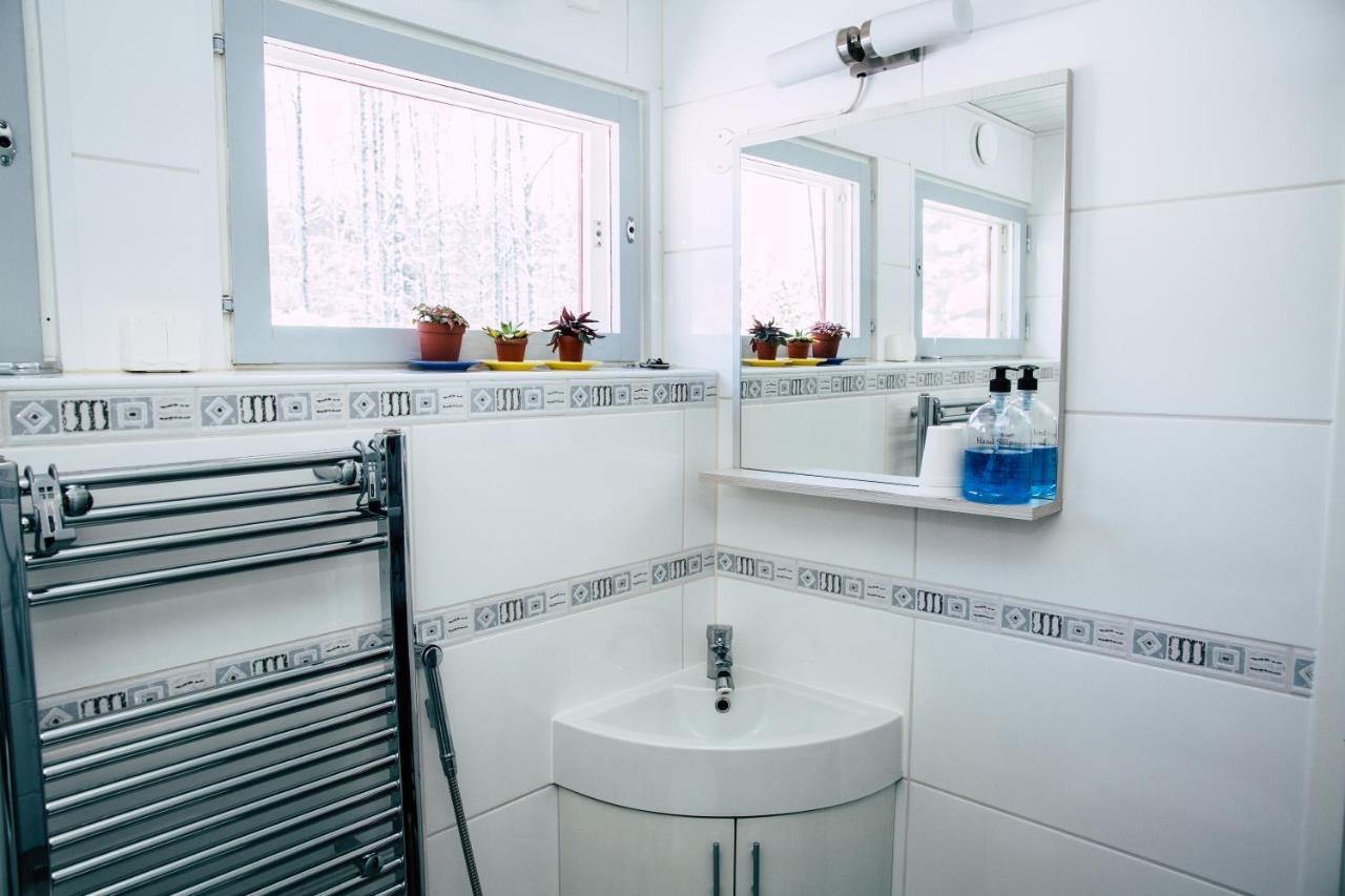 Poppelstrand Nuuksio, Pet friendly guest apartment Extérieur photo